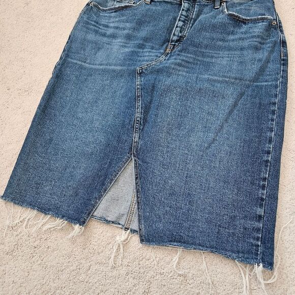 NWOT Old Navy | Button Fly High Rise Secret Slim Pockets Denim Skirt, Womens 16 - Picture 4 of 5